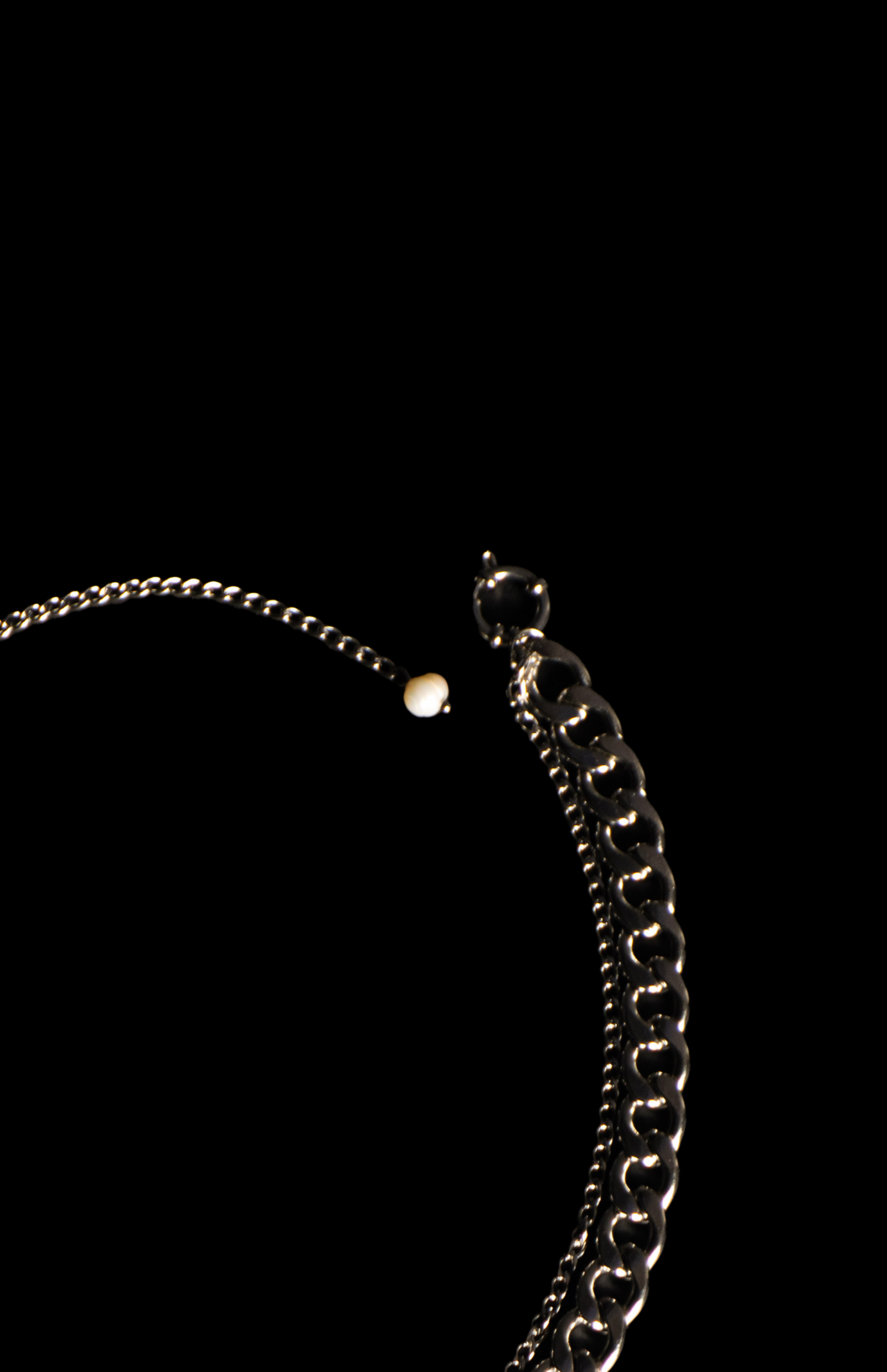 Aera Necklace