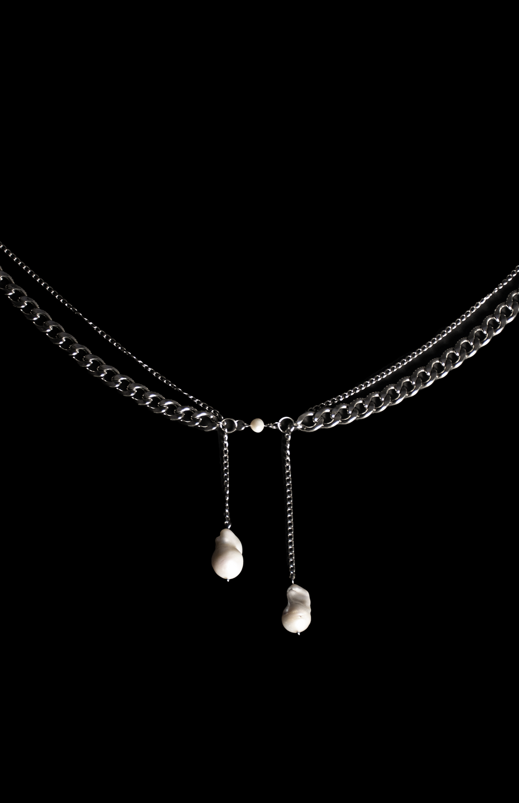 Aera Necklace