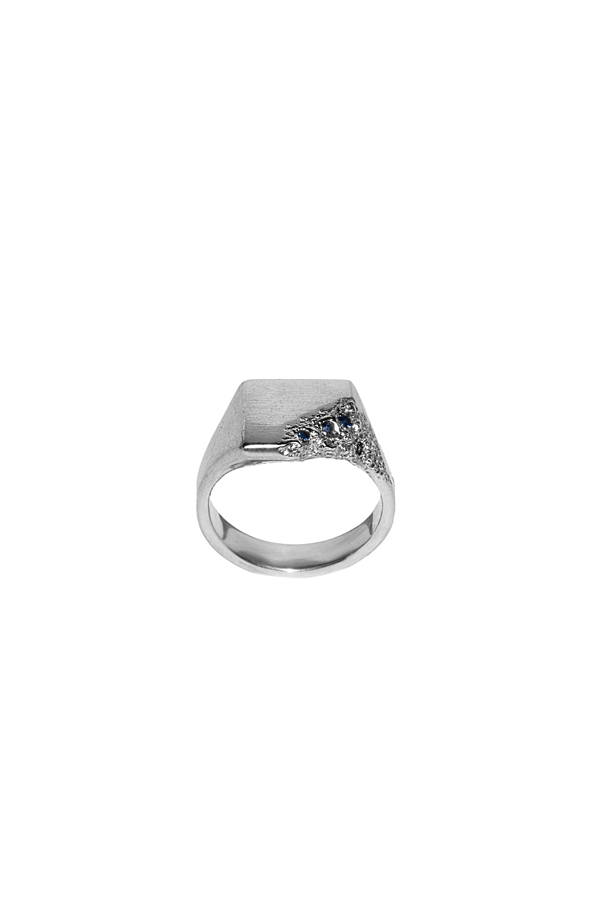 Leo Ring