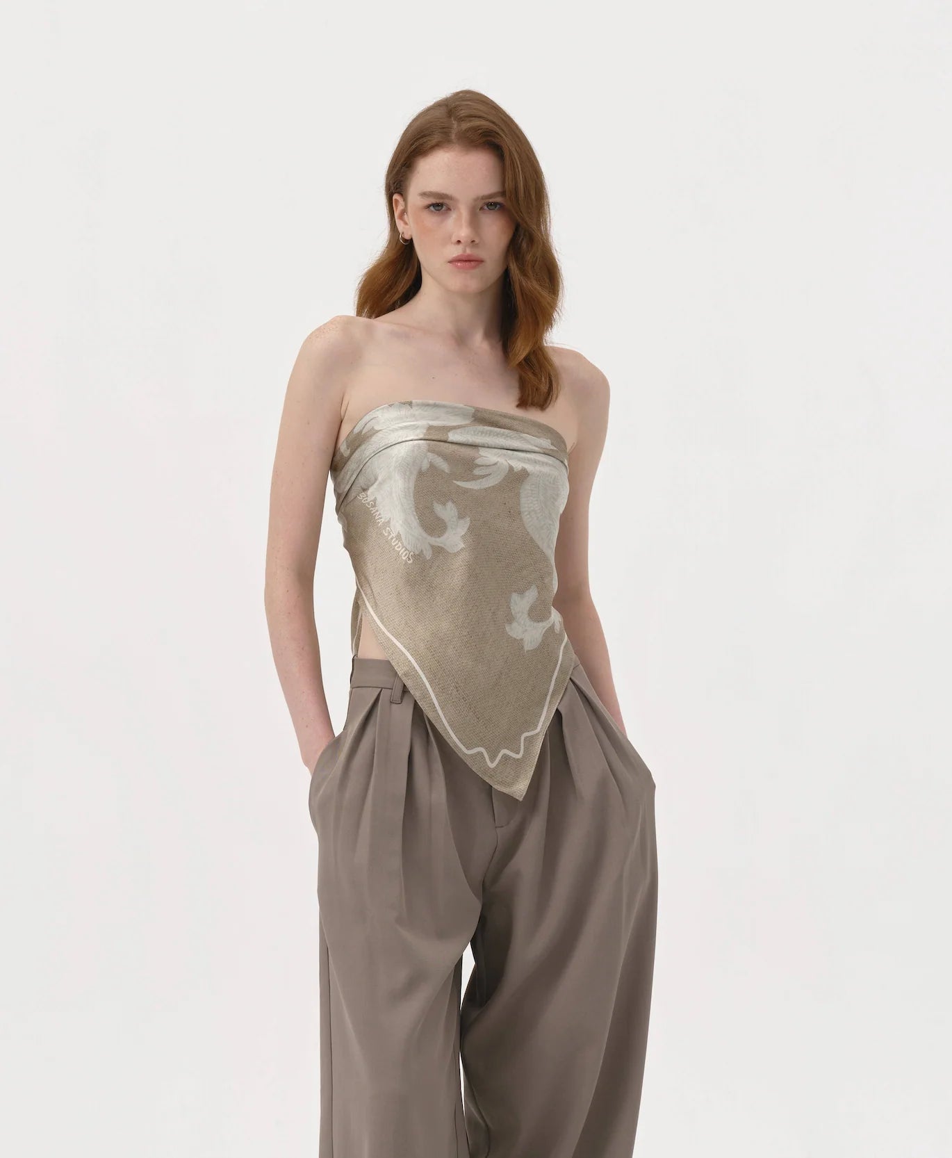 Elma Scarf Grey Paisley